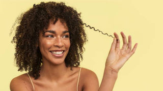 How To Refresh Your Curls In Between Washes